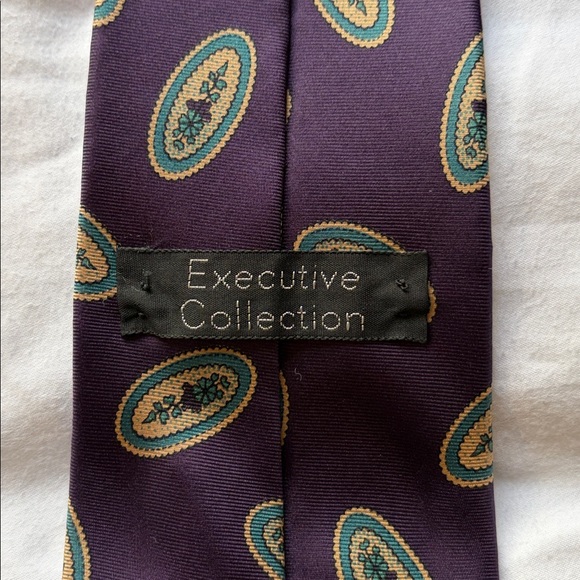 Executive Collection Tie - Picture 2 of 5